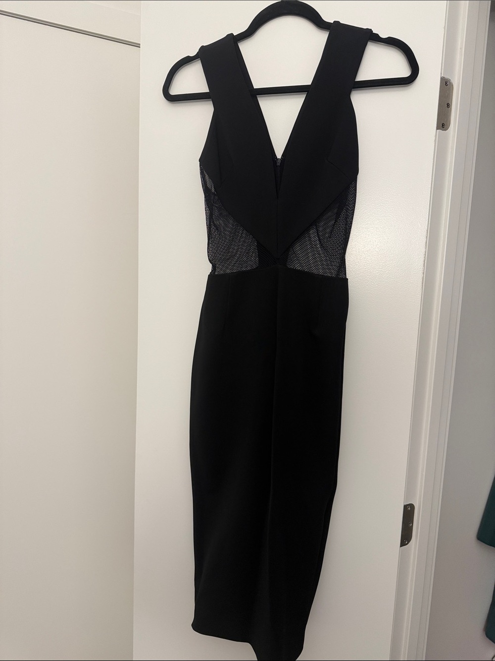 Elegant Black V-Neck Mesh-Inset Midi Dress